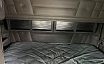 2006 379 Thumbnail 10