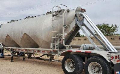 Photo of a 2016 Stevens 42FT DRY Bulk Tank Trailer for sale