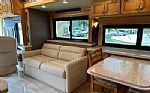 2021 Phaeton 40IH Thumbnail 7