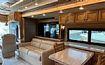 2021 Phaeton 40IH Thumbnail 8