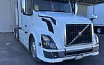 2015 Vnl64t670 Thumbnail 2
