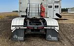 2016 VNL64T630 Thumbnail 6