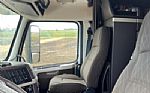 2016 VNL64T630 Thumbnail 15