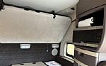 2016 VNL64T630 Thumbnail 19