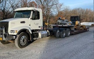 Photo of a 2014 Volvo Vhd84f200 Day Cab Trucks for sale