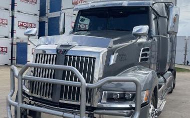 Photo of a 2022 Western Star 5700XE Sleeper Trucks for sale