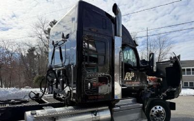 Photo of a 2022 Kenworth T880 Sleeper Trucks for sale