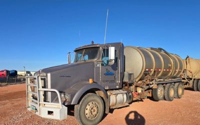 Photo of a 2012 Kenworth T800 for sale
