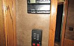 2014 4 Horse Trailer with Living Quarters Thumbnail 12