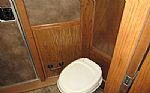 2014 4 Horse Trailer with Living Quarters Thumbnail 18