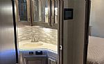 2019 Dynaquest XL 37RB Thumbnail 2