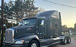 2014 T660 Thumbnail 4