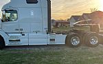 2013 Vnl64t670 Thumbnail 4
