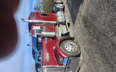 Photo of a 2003 Kenworth W900L for sale
