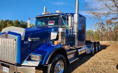 Photo of a 2010 Kenworth T800 for sale