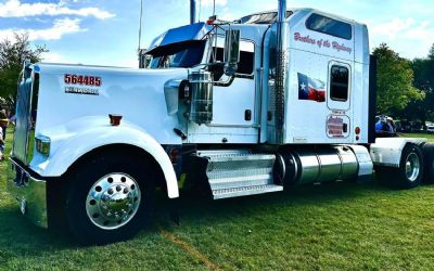Photo of a 2018 Kenworth W900L for sale