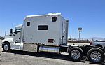 2009 T660 Thumbnail 4
