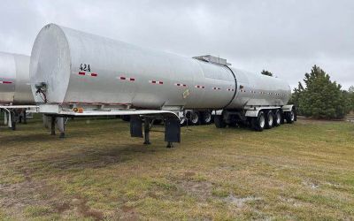 Photo of a 2011 Polar Quad Axle Asphalt Trailer for sale