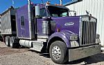 2018 W900B Thumbnail 1