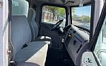 2016 330 Box Truck Thumbnail 19