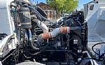 2016 330 Box Truck Thumbnail 20