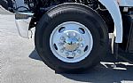 2016 330 Box Truck Thumbnail 25