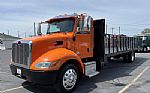 2018 337 Single Axle Thumbnail 1