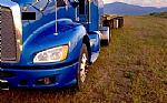 2013 T660 Sleeper Semi Truck Thumbnail 2