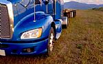 2013 T660 Sleeper Semi Truck Thumbnail 13