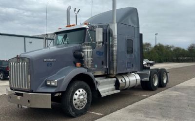 Photo of a 2018 Kenworth T800 Sleeper Truck T800 Sleeper Semi Truck for sale