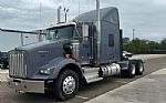 2018 T800 Sleeper Truck Thumbnail 1