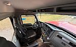 2021 W900 Day Cab Thumbnail 6