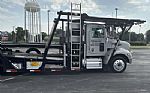 2018 348 Car Hauler Truck Thumbnail 4