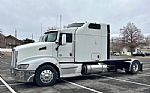 2013 T660 Thumbnail 1