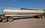 2005 24 Ton Feed Trailer Thumbnail 1
