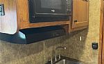 2021 C7309 3 Horse Trailer with Living Quarters Thumbnail 17