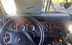2004 T600 Thumbnail 8