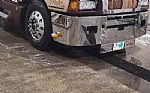 2005 T600 Thumbnail 2