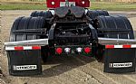2025 W900 Thumbnail 5