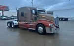 2015 T660 Thumbnail 4