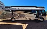 2016 Adventurer 38Q Thumbnail 4