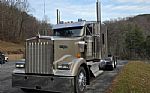 2009 W900L Thumbnail 1