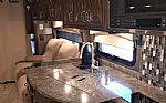 2018 Tuscany 40 DX with 450 HP Cummins engine Thumbnail 7
