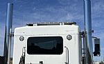 2010 W900L Thumbnail 8