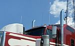 2022 W900 Thumbnail 3