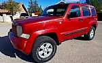 2010 Liberty Sport 4WD Thumbnail 2