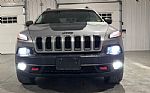 2015 Cherokee Trailhawk Thumbnail 25