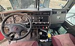 2012 T660 Thumbnail 17