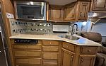 2015 Ventana 4002 Thumbnail 21