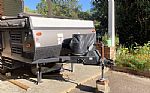 2017 Freedom 1970 ESP Pop Up Camper Thumbnail 5